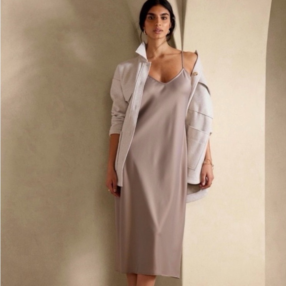 Slinky and soft Banana Republic Tan/Taupe V-Neck Slip Dress (M)